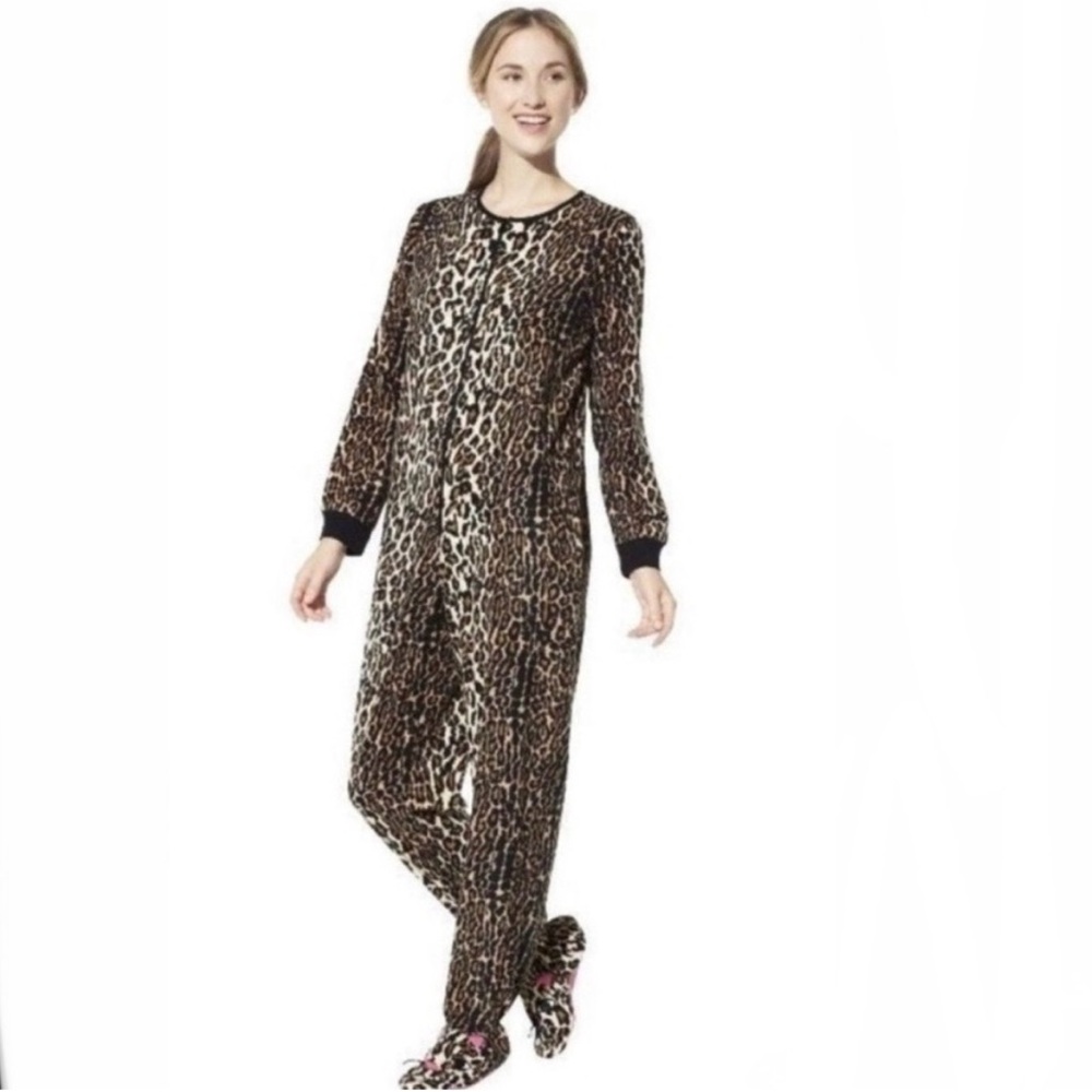 Nick & Nora Leopard Print Onesie Footie Pajamas